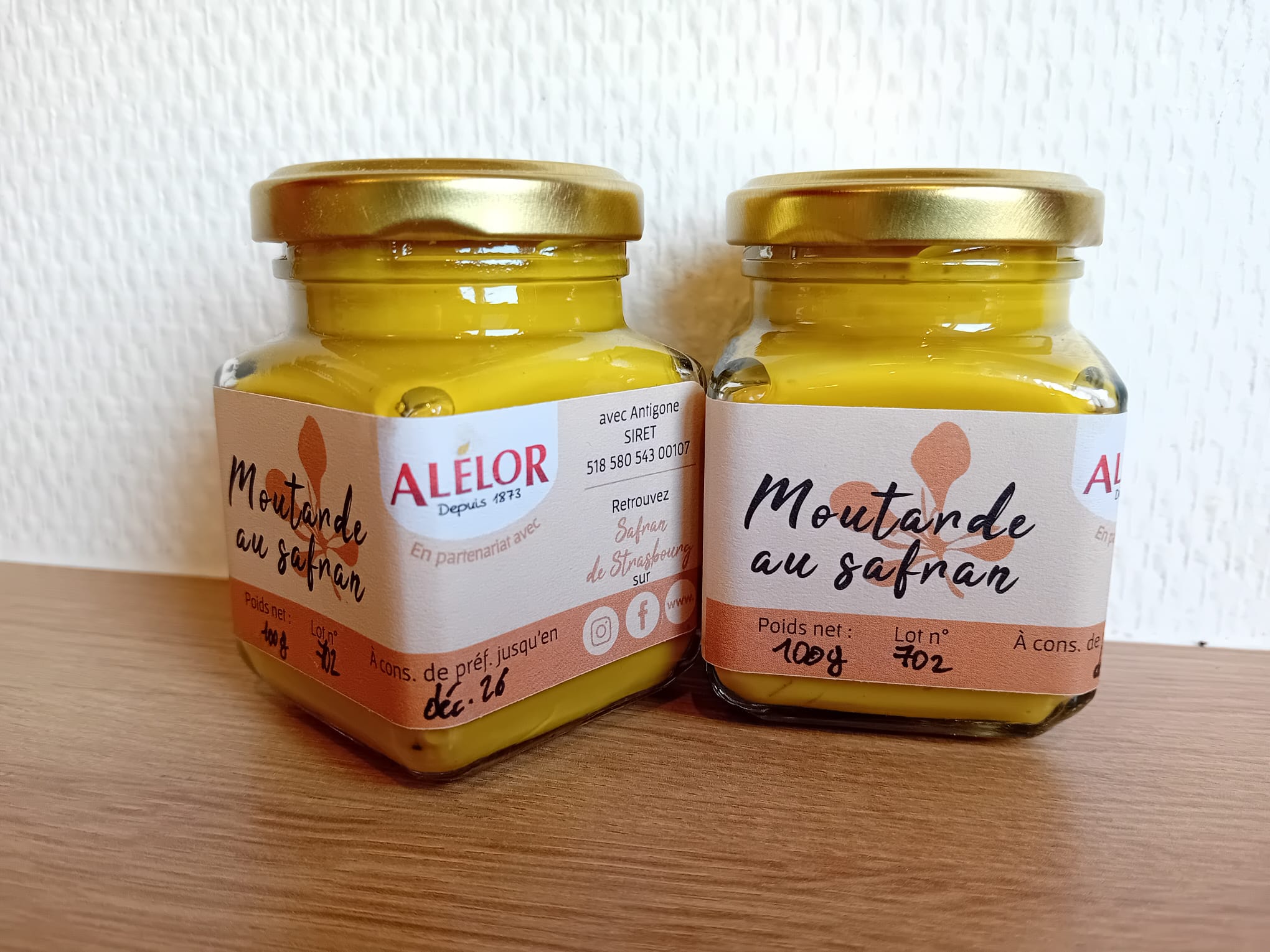 Lot de deux moutardes